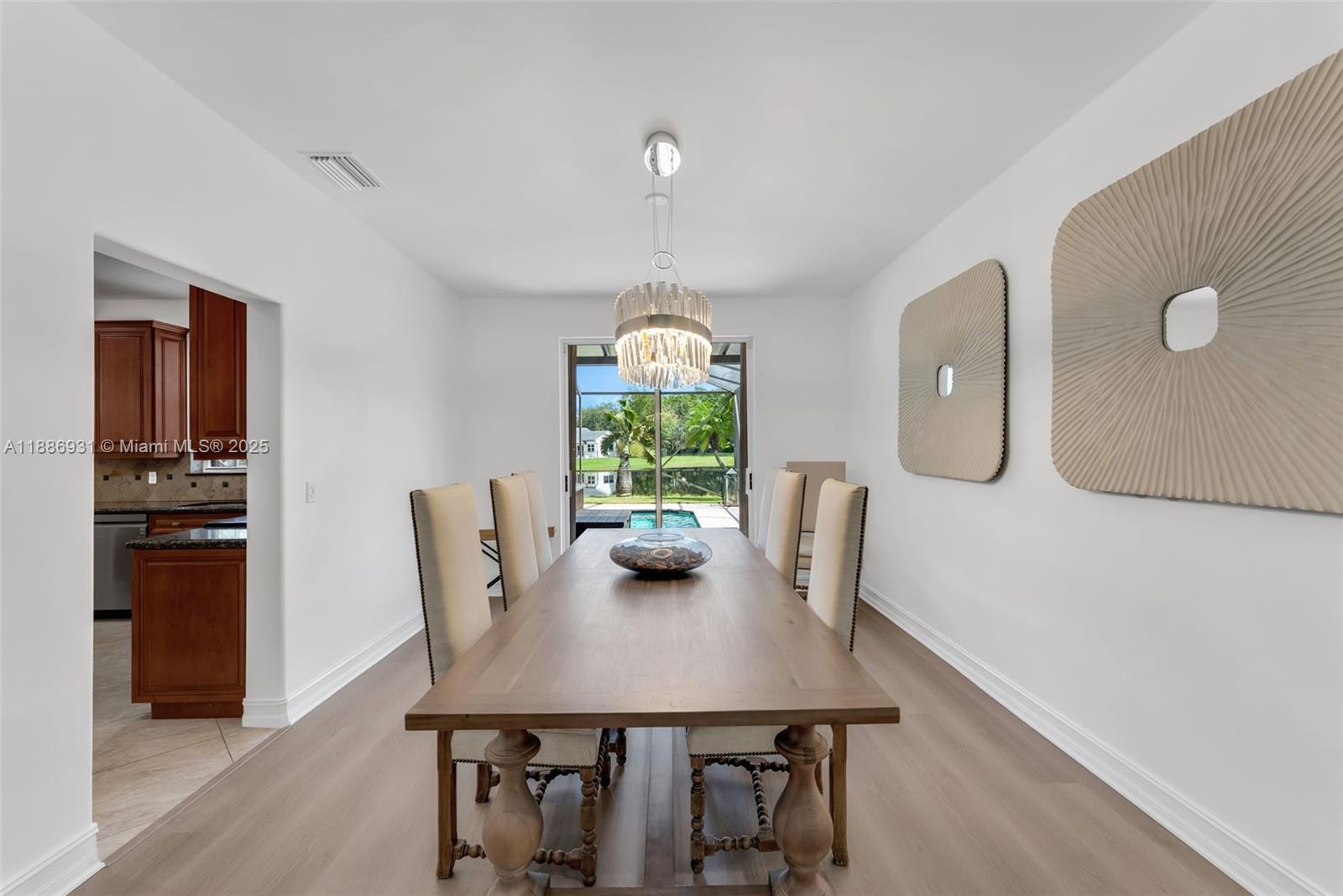 420 Montclaire Dr Weston, FL 33326