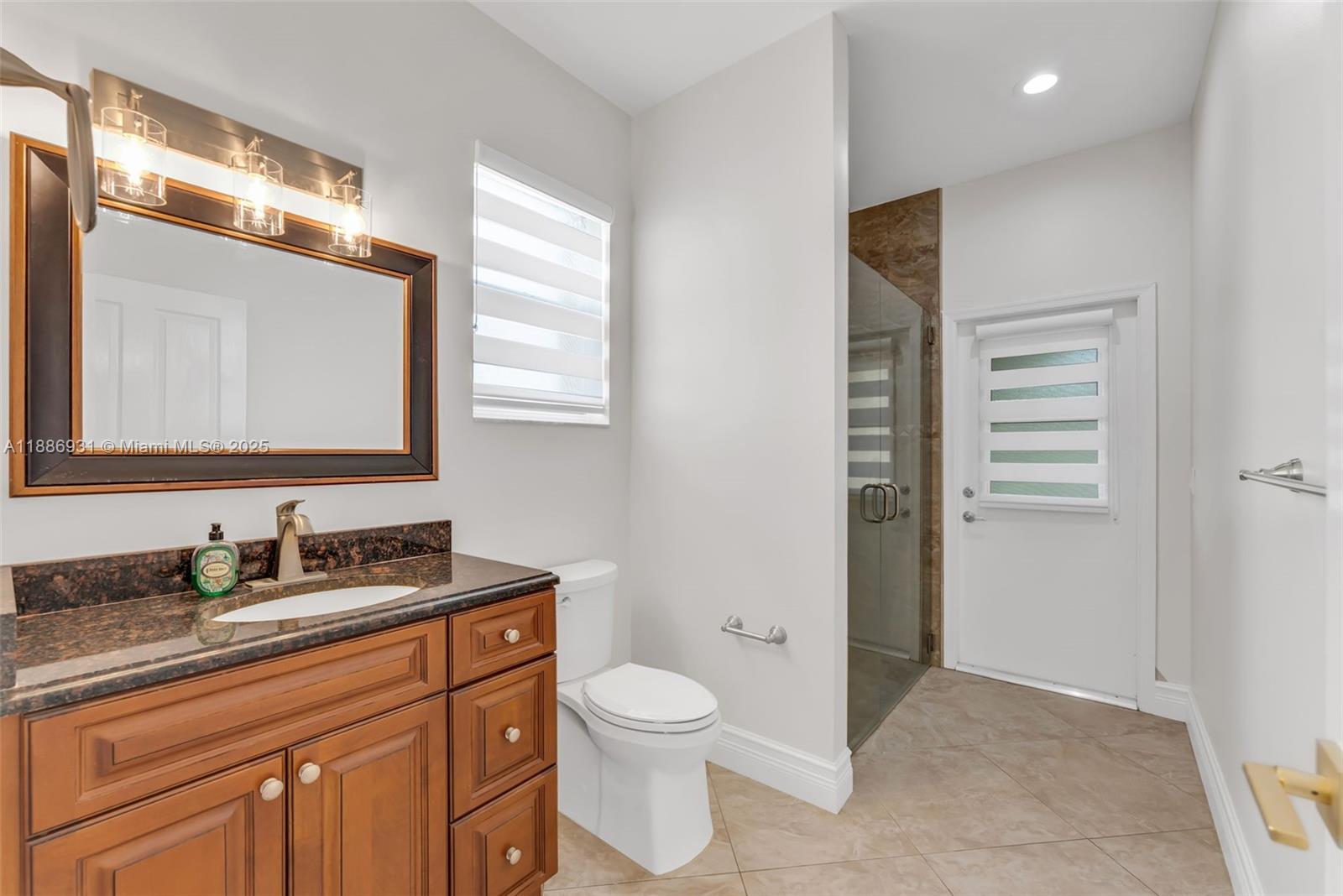 420 Montclaire Dr Weston, FL 33326