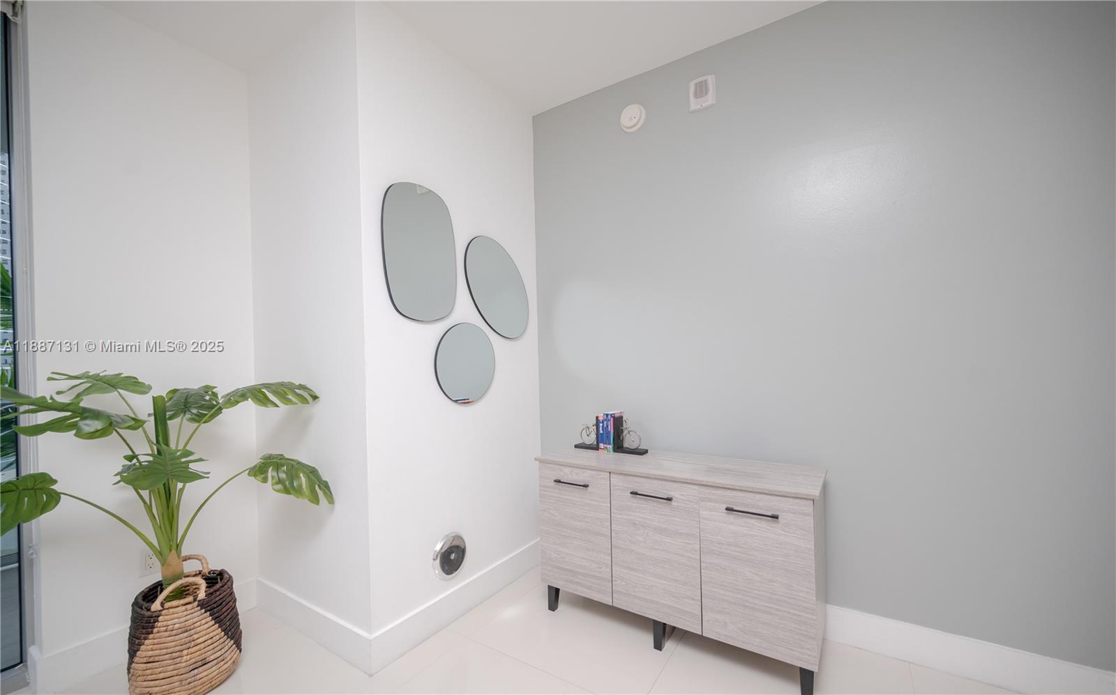 image Brickellhouse Condo7
