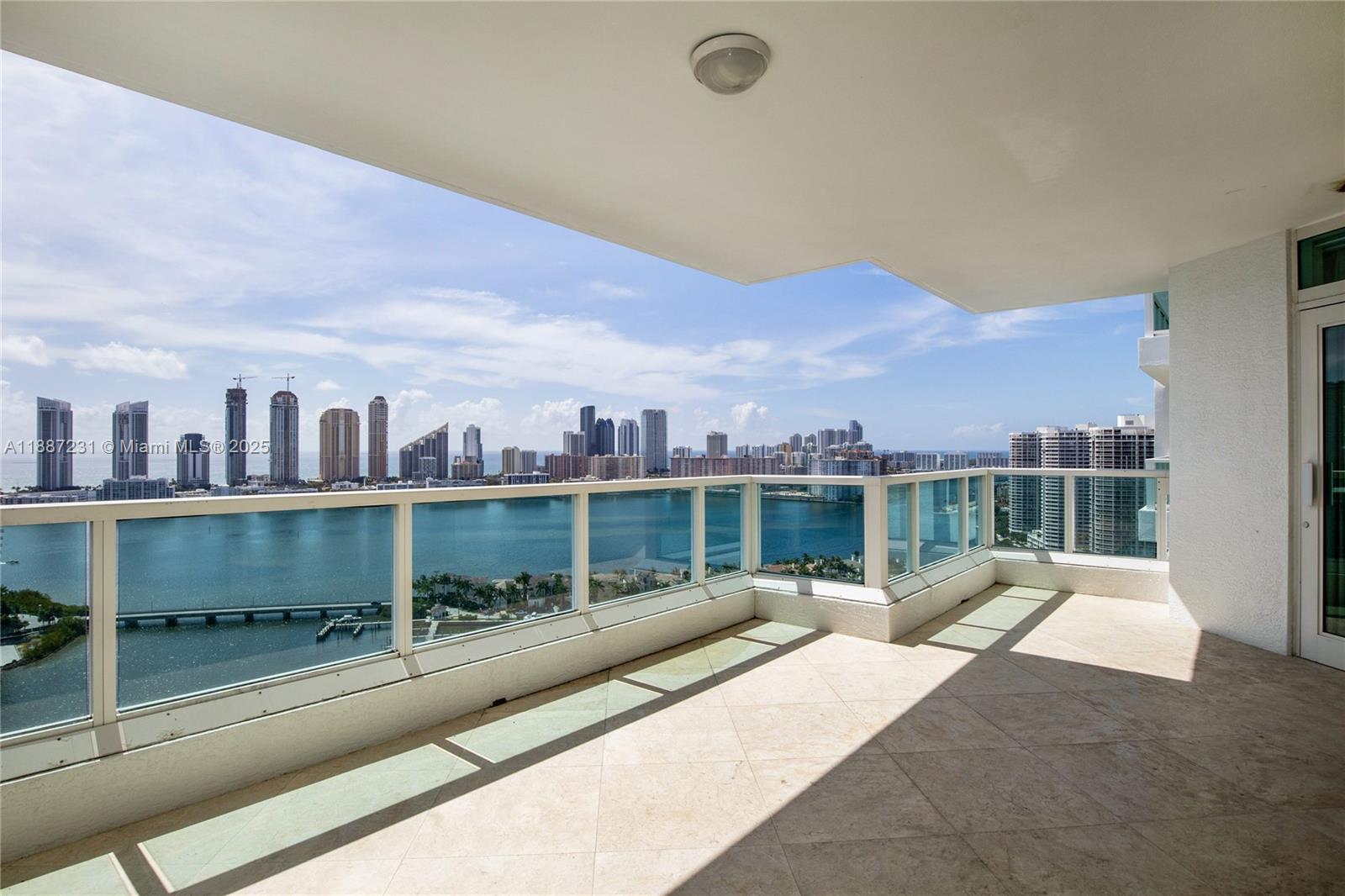 image The Peninsula Condo15