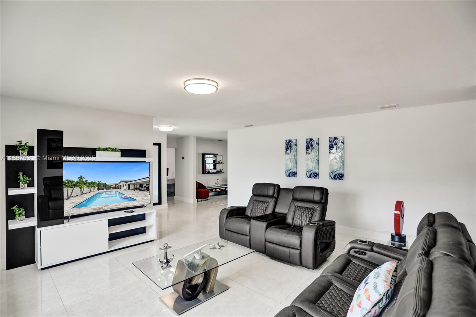 6201 SW 107th Ave Miami, FL 33173