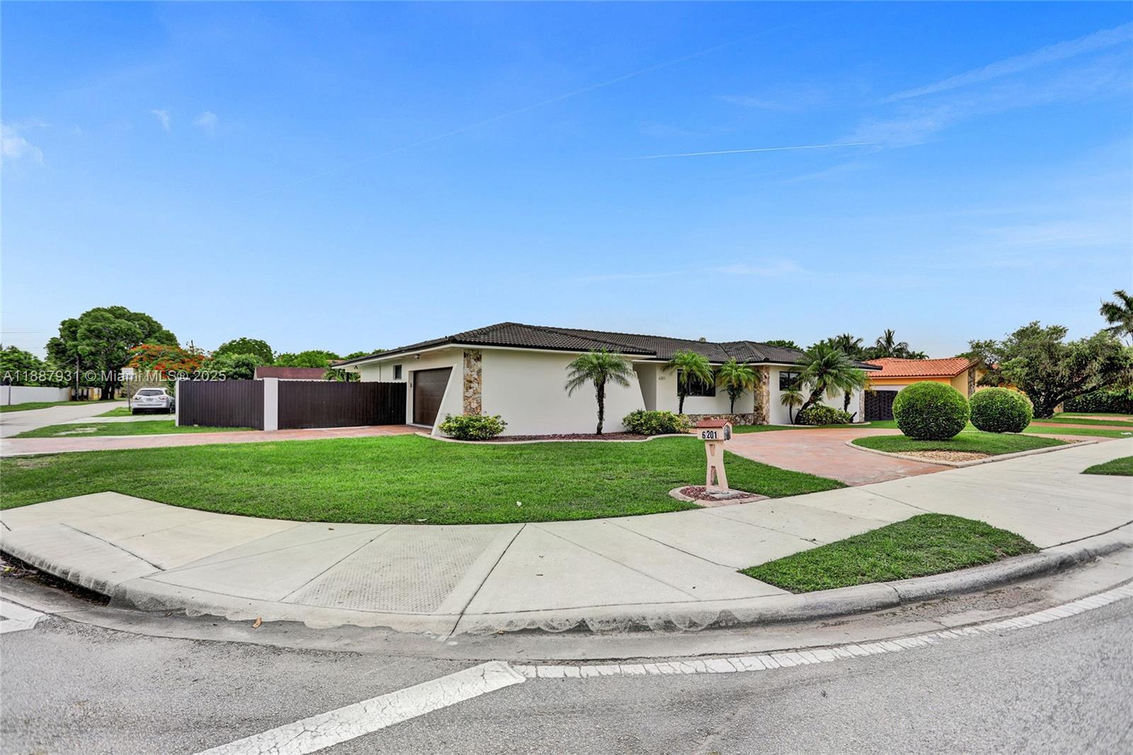 6201 SW 107th Ave Miami, FL 33173