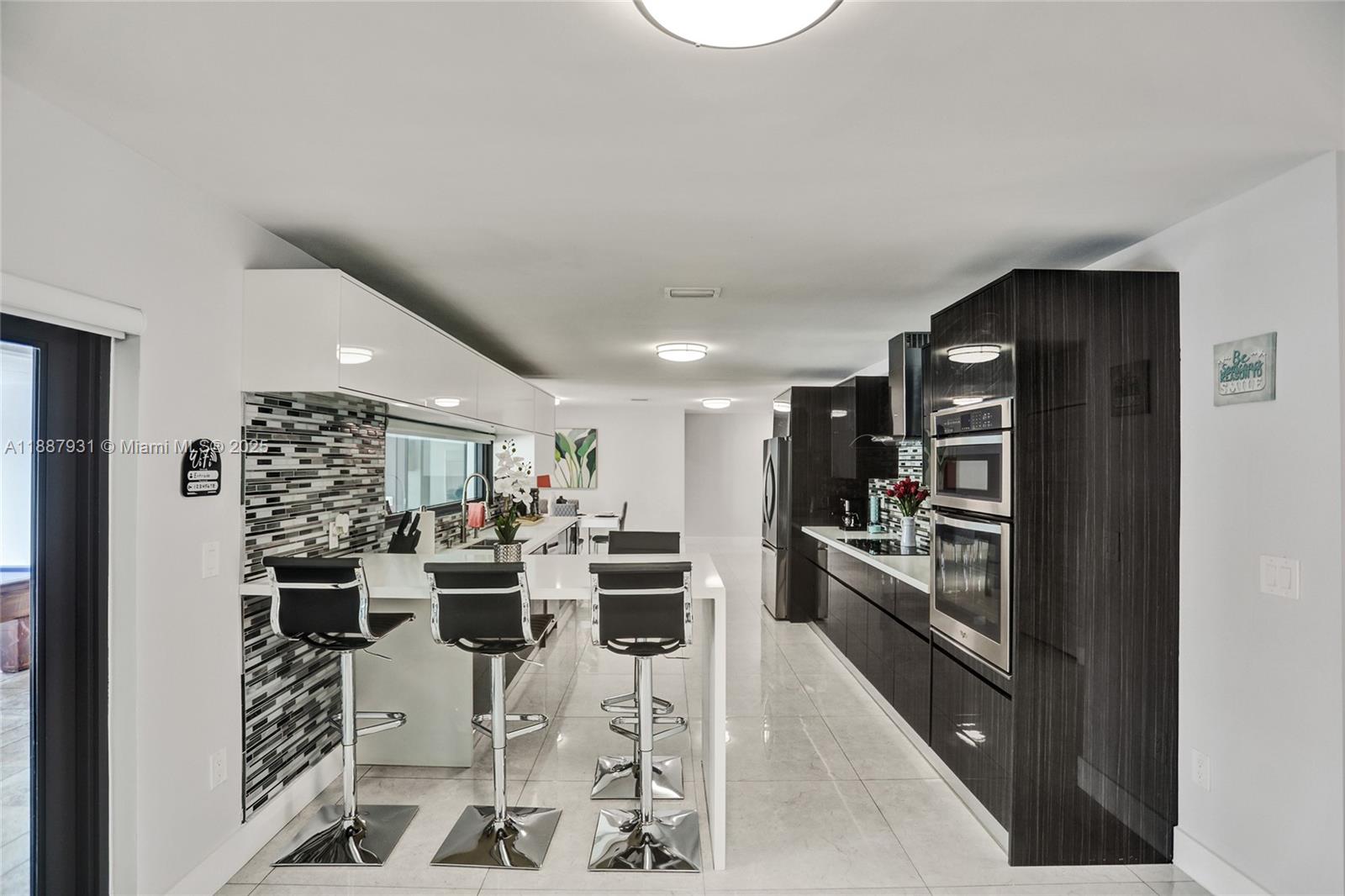 6201 SW 107th Ave Miami, FL 33173