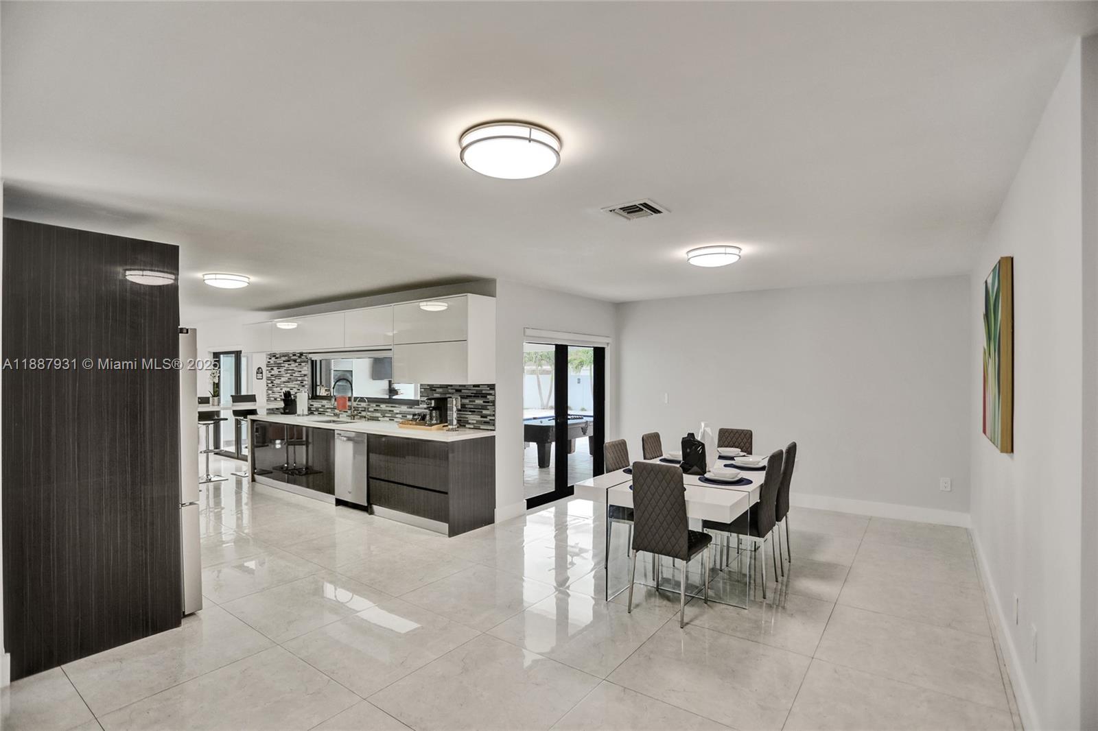 6201 SW 107th Ave Miami, FL 33173