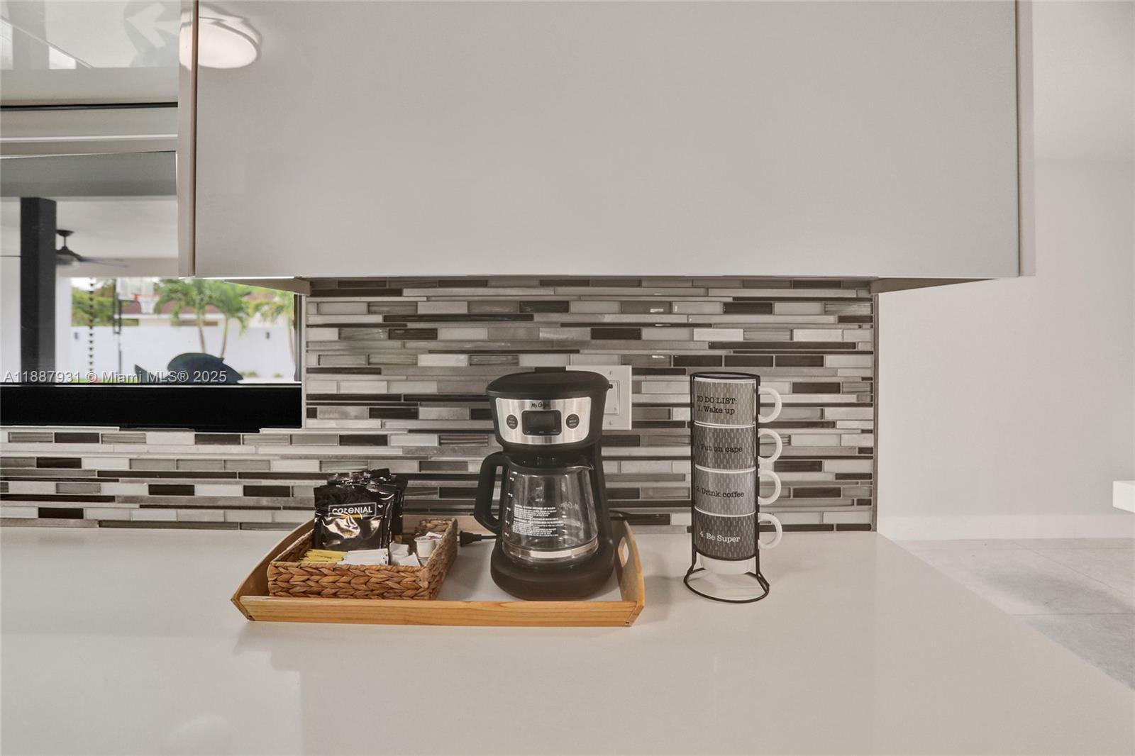 6201 SW 107th Ave Miami, FL 33173