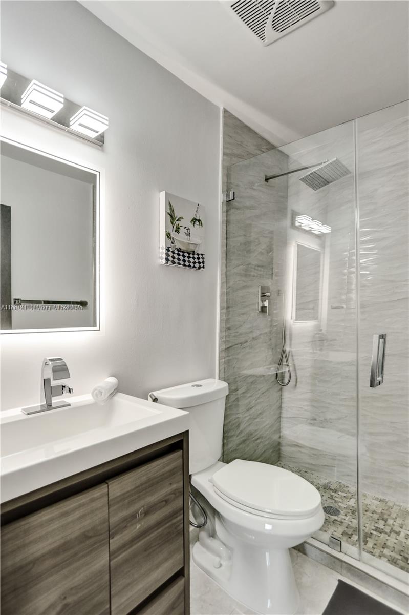 6201 SW 107th Ave Miami, FL 33173