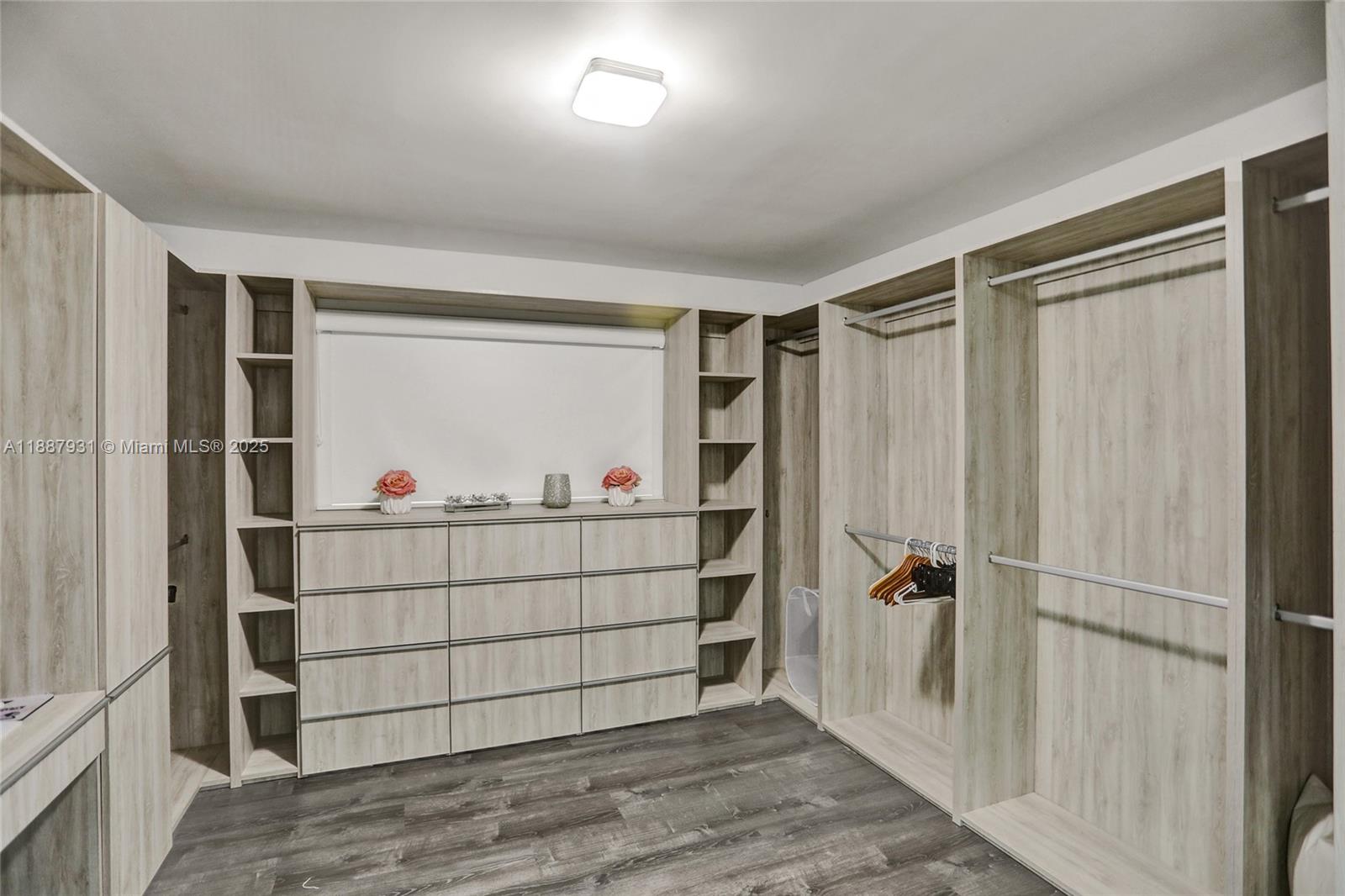 6201 SW 107th Ave Miami, FL 33173