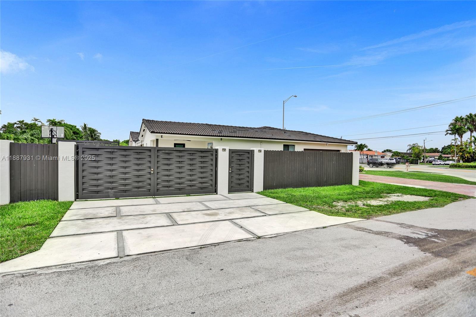 6201 SW 107th Ave Miami, FL 33173