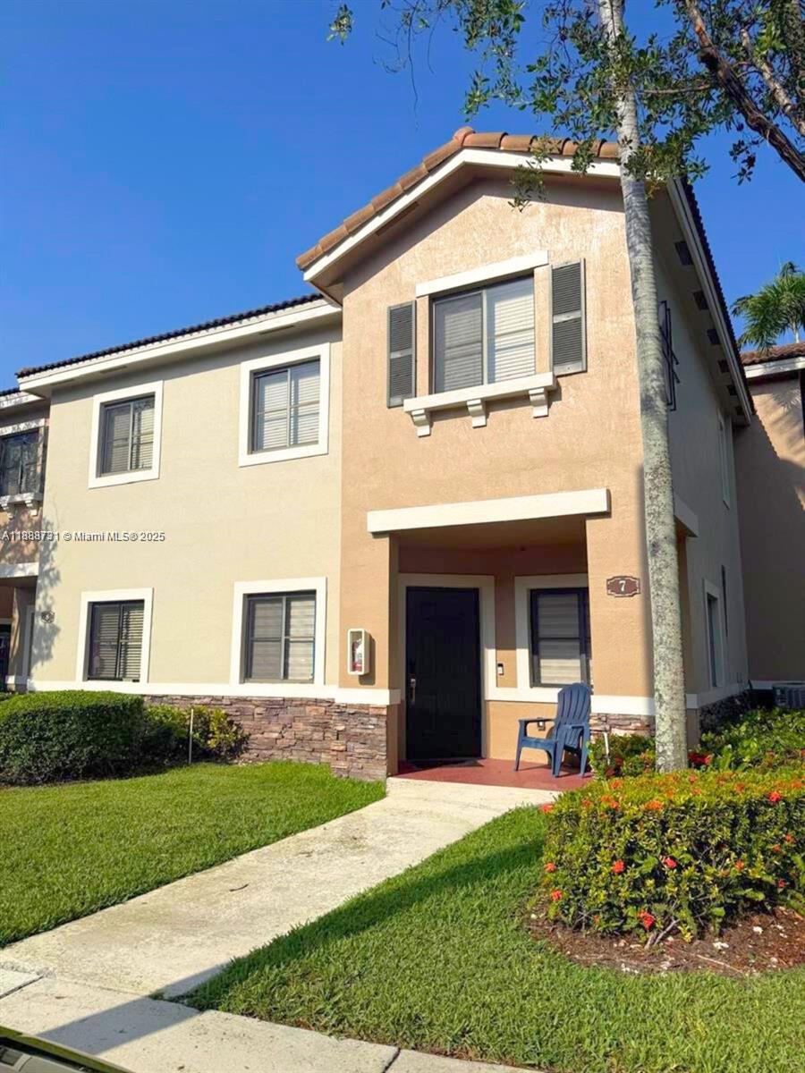 22711 SW 88th Pl #7-23