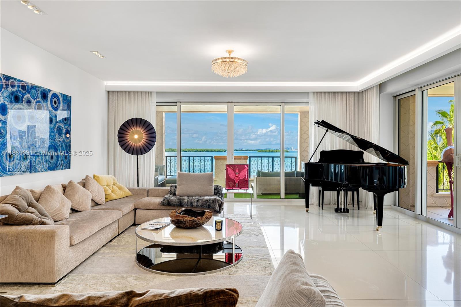 5134 Fisher Is Dr #5134 Miami Beach, FL 33109