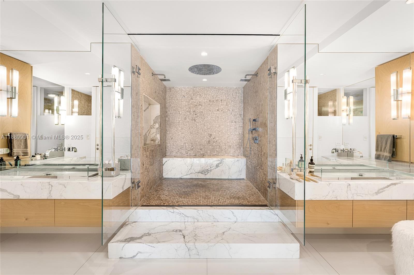 5134 Fisher Is Dr #5134 Miami Beach, FL 33109