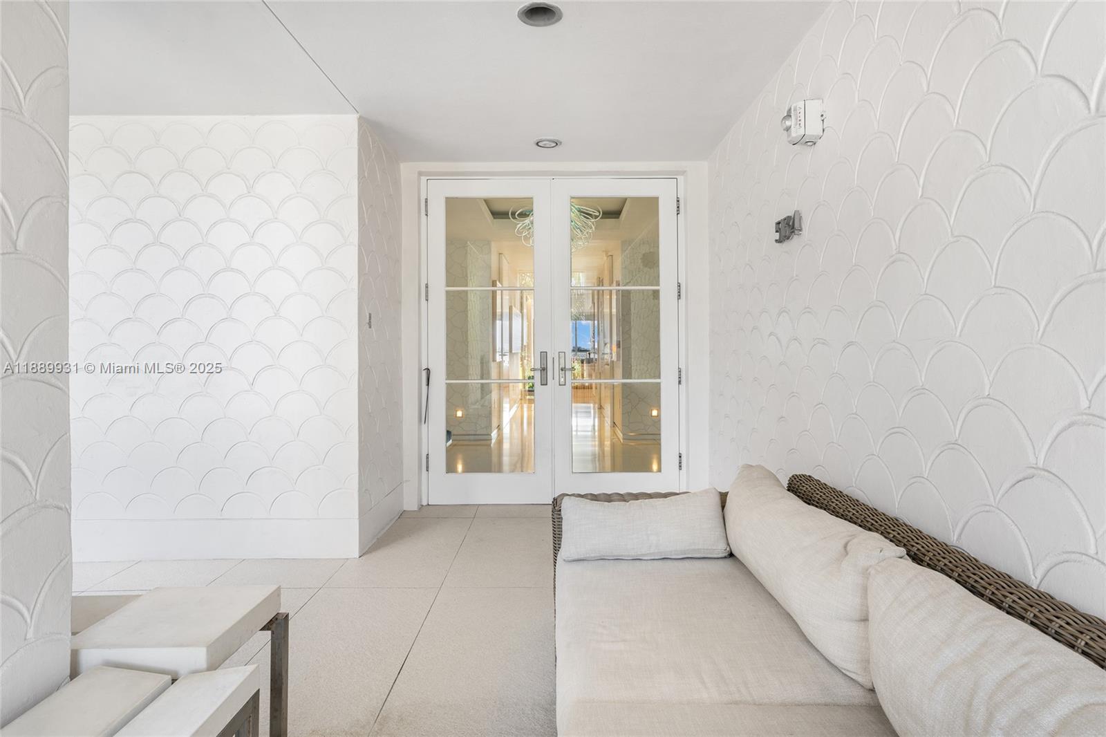 5134 Fisher Is Dr #5134 Miami Beach, FL 33109