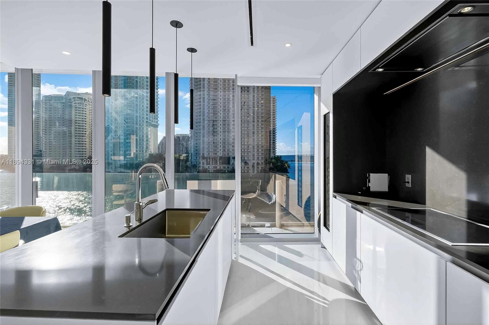 300 Biscayne Blvd Way #501 Miami, FL 33131