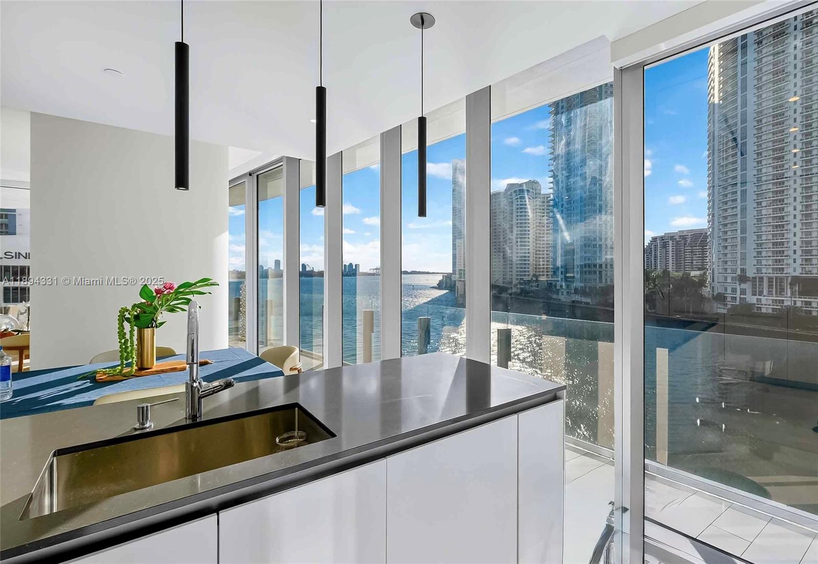 300 Biscayne Blvd Way #501 Miami, FL 33131