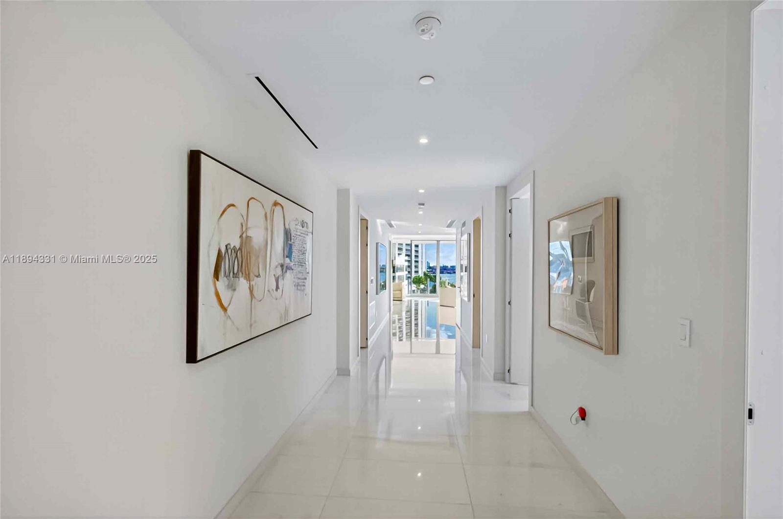 300 Biscayne Blvd Way #501 Miami, FL 33131