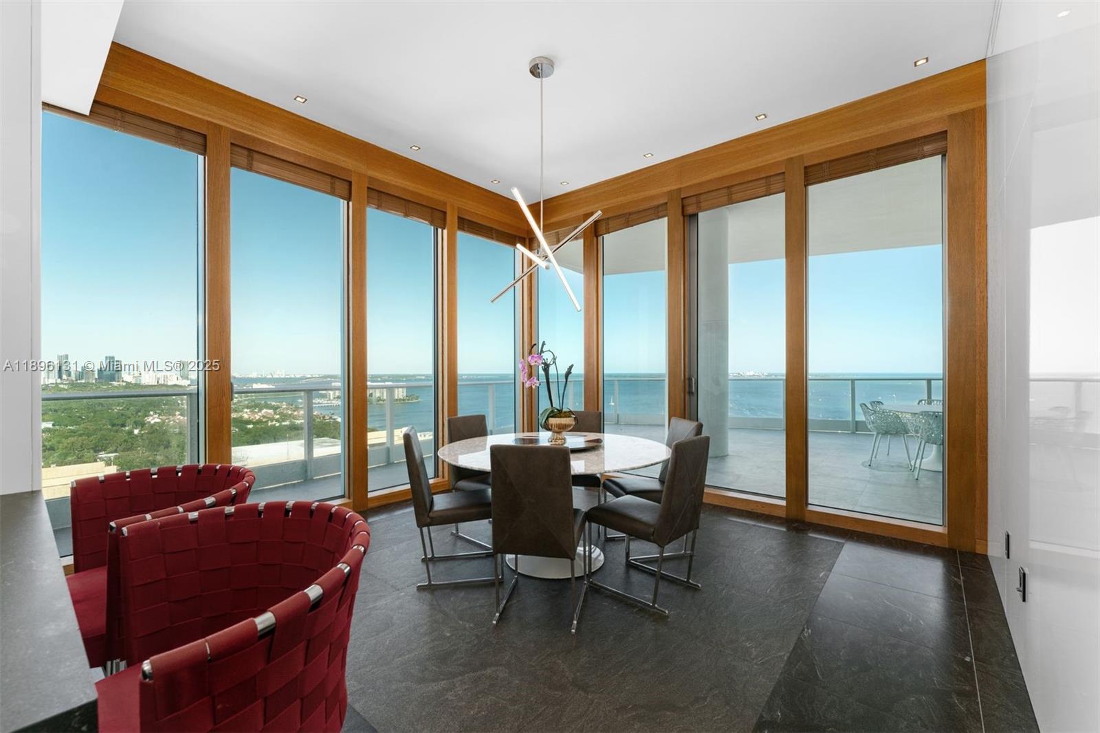 2627 S Bayshore Dr #3201 Miami, FL 33133