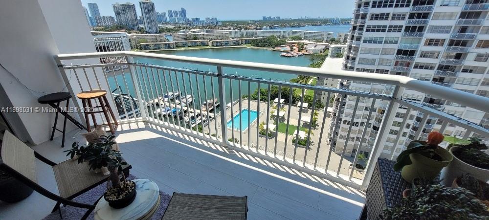 18071 Biscayne Blvd #1801