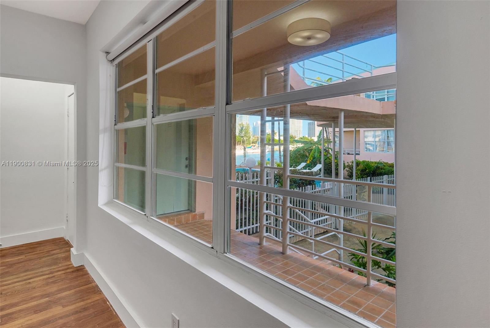 6881 Bay Dr #7 Miami Beach, FL 33141