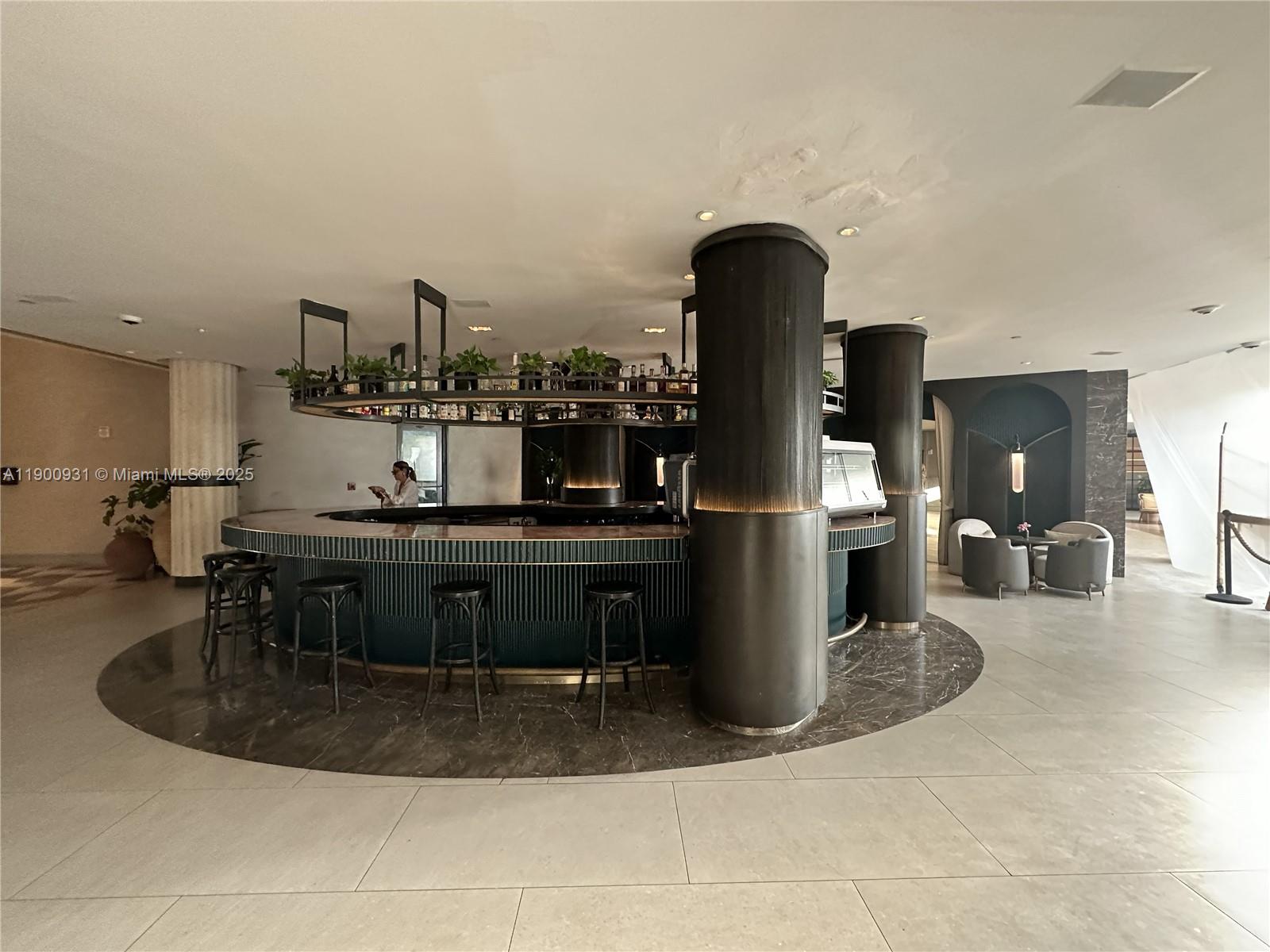 image Mondrian South Beach10