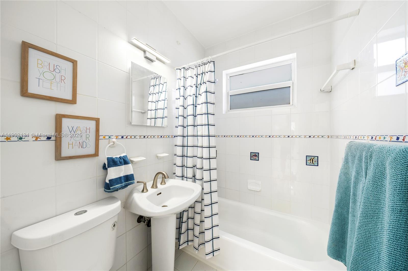 1271 NE 159th St North Miami Beach, FL 33162