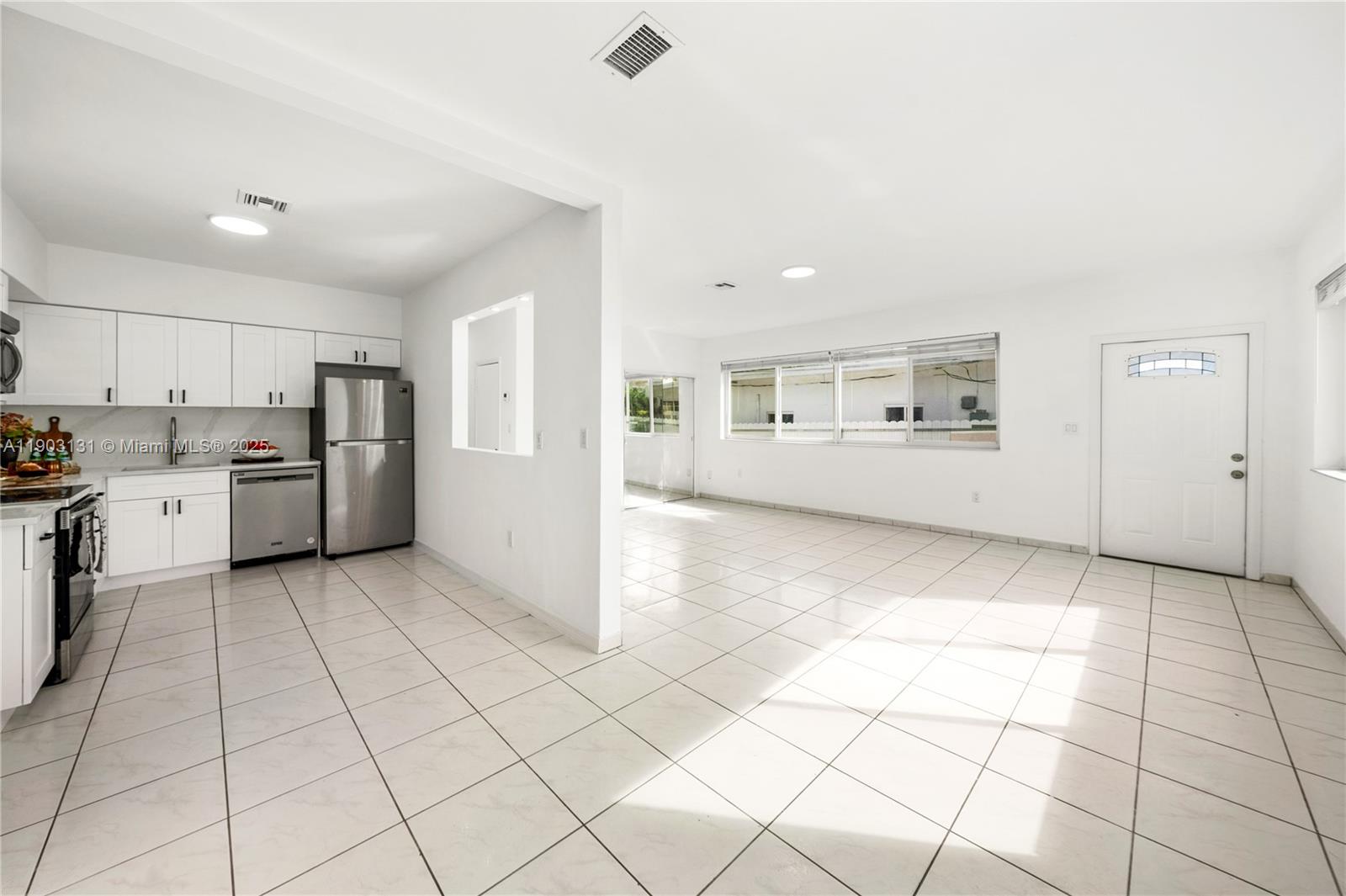 1271 NE 159th St North Miami Beach, FL 33162