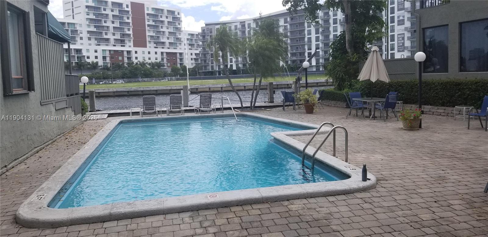 980 NW N Riv Dr #27 Miami, FL 33136