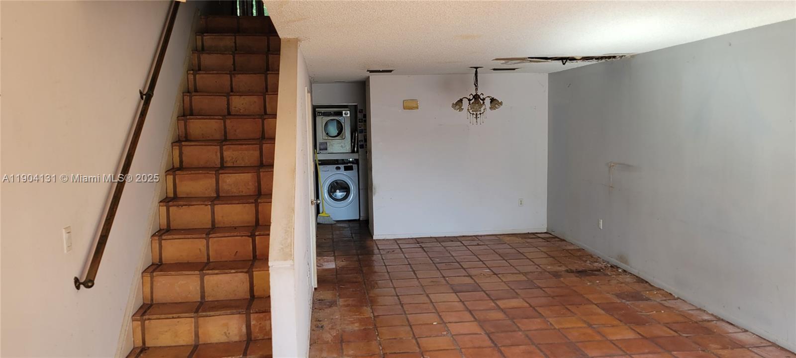 980 NW N Riv Dr #27 Miami, FL 33136