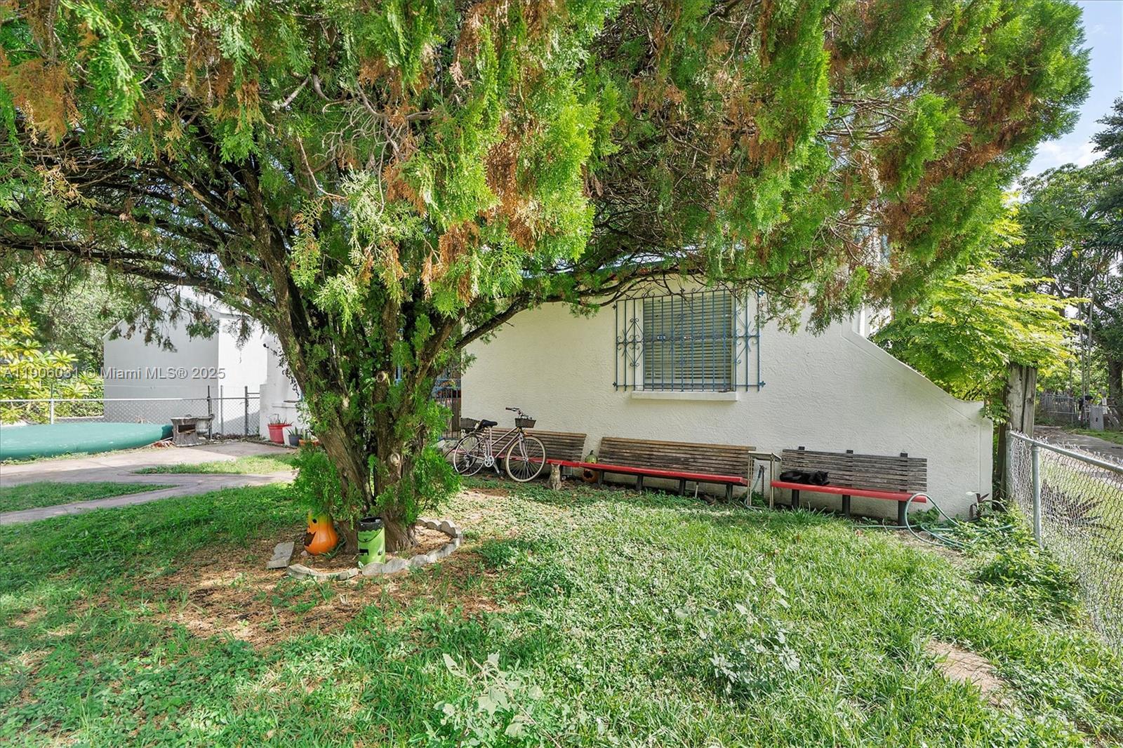 4815 NW 6th Ave Miami, FL 33127