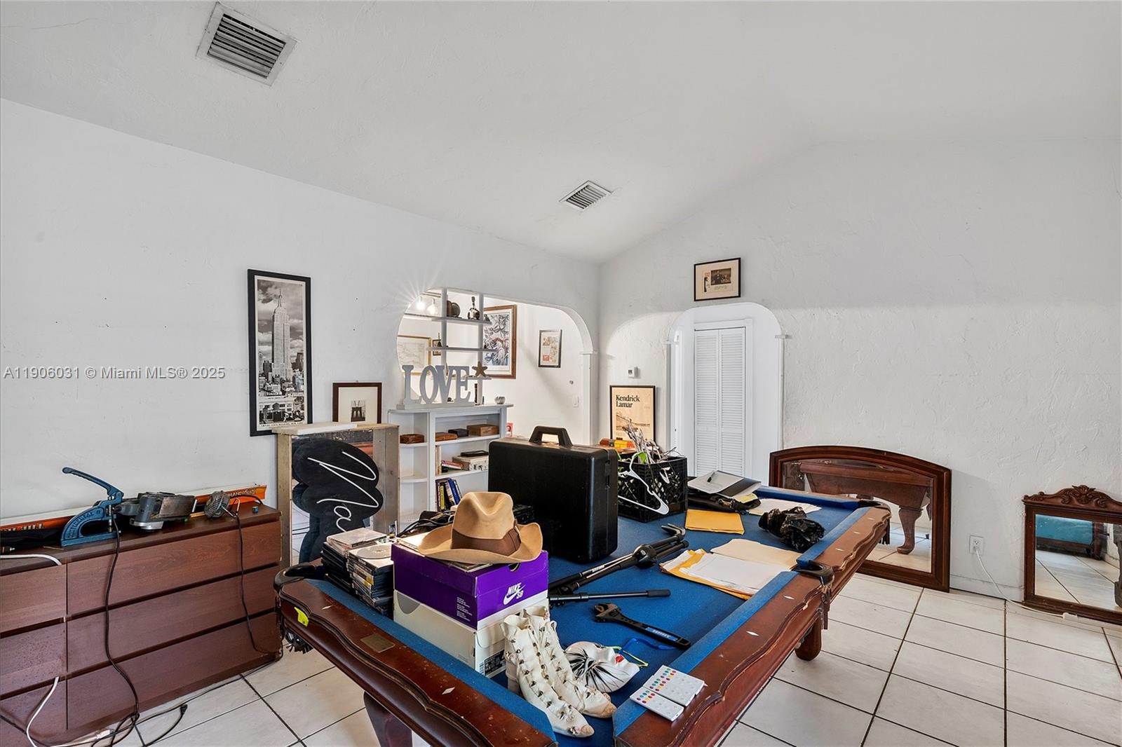 4815 NW 6th Ave Miami, FL 33127