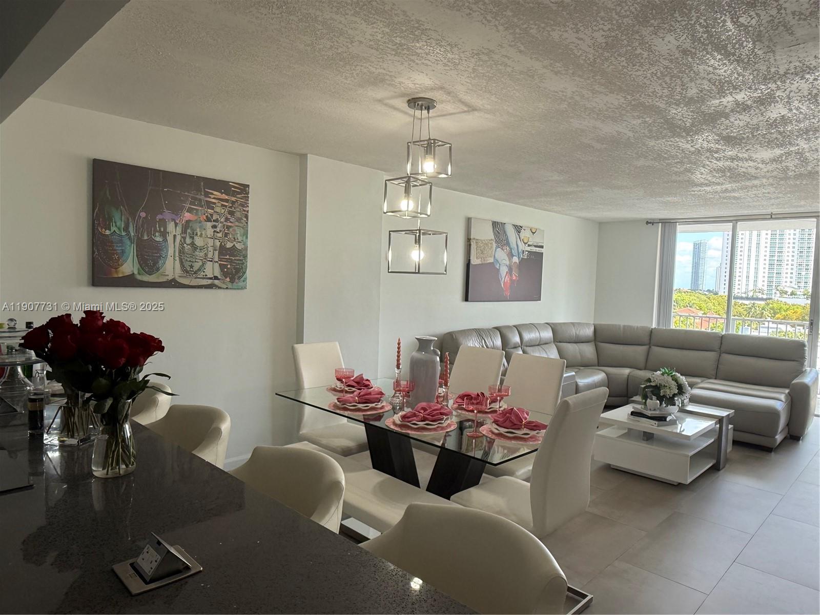 2851 NE 183rd St #605E