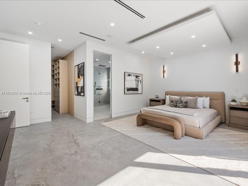 270 N Shore Dr Miami Beach, FL 33141