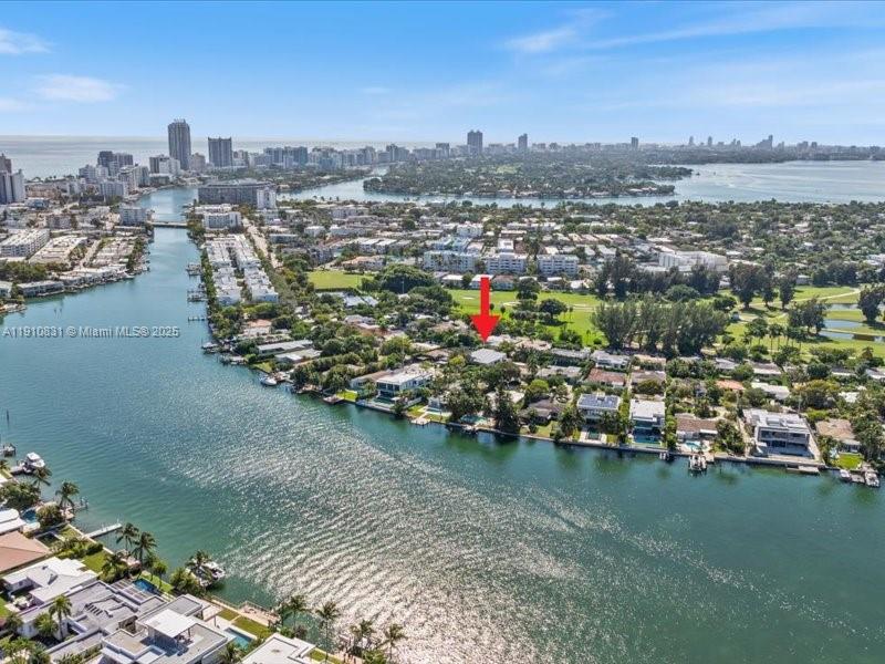 270 N Shore Dr Miami Beach, FL 33141