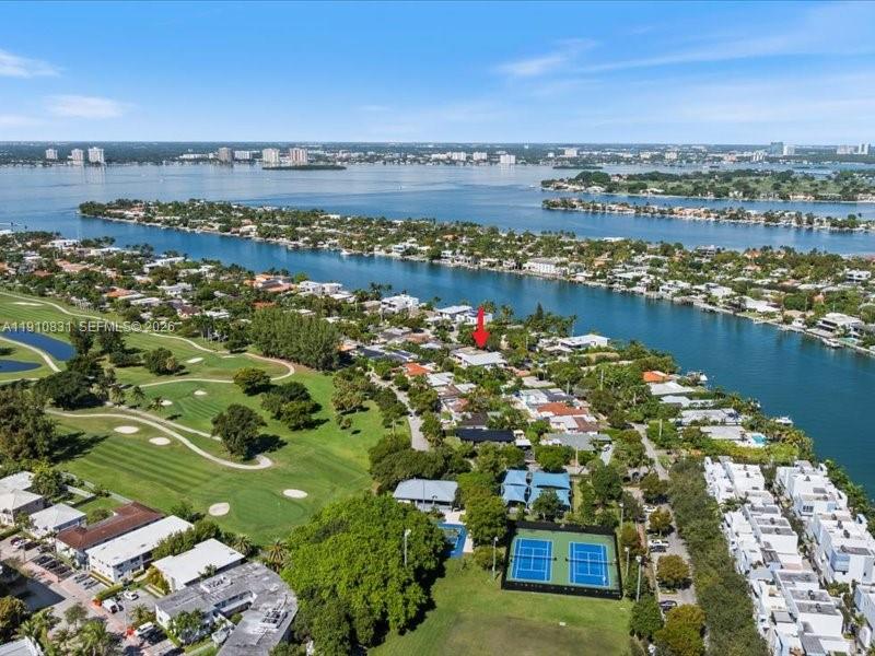 270 N Shore Dr Miami Beach, FL 33141