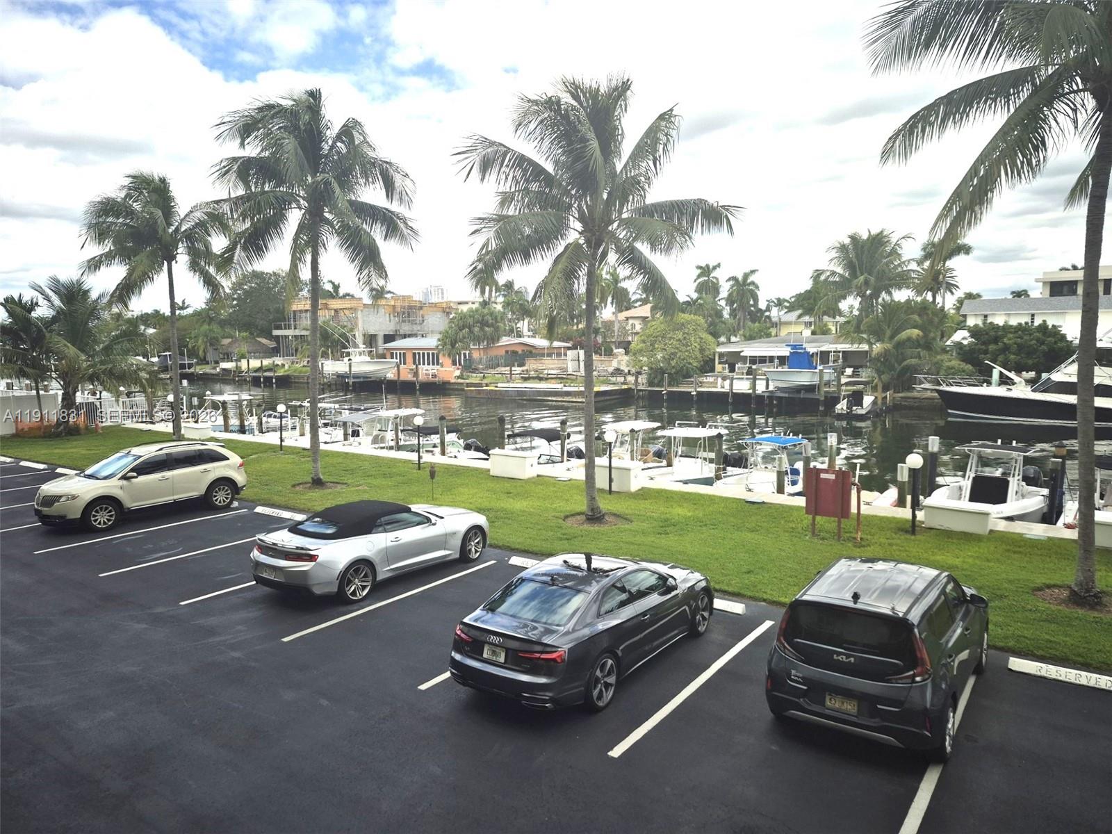 1731 SE 15th St #205 Fort Lauderdale, FL 33316