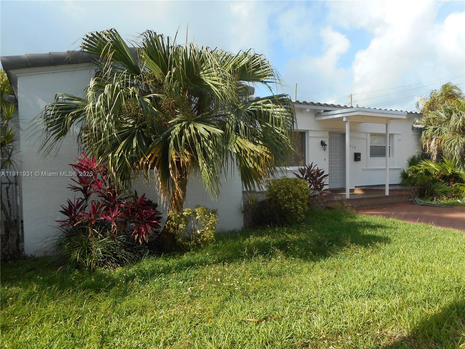 420 88th St Surfside, FL 33154