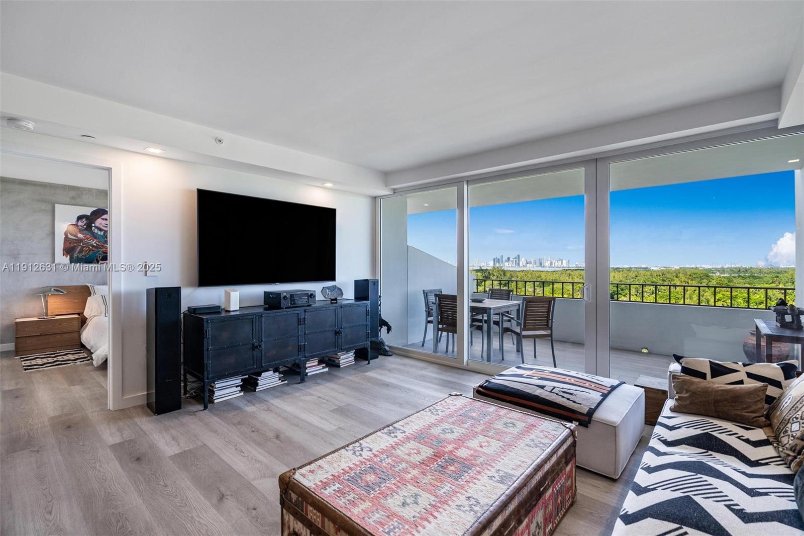 155 Ocean Ln Dr #1002 Key Biscayne, FL 33149