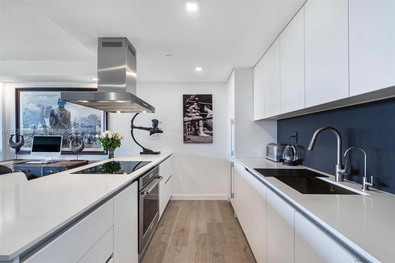 155 Ocean Ln Dr #1002 Key Biscayne, FL 33149