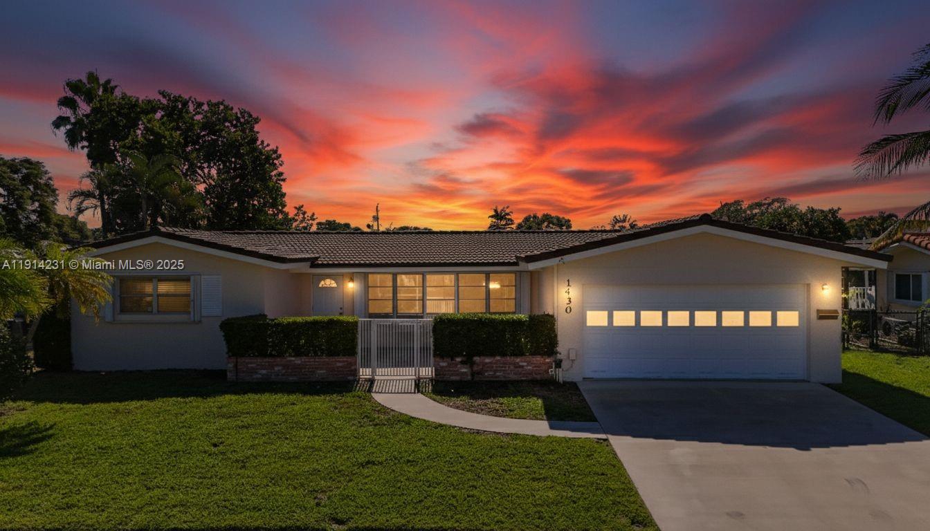 1430 NE 57th Ct Fort Lauderdale, FL 33334