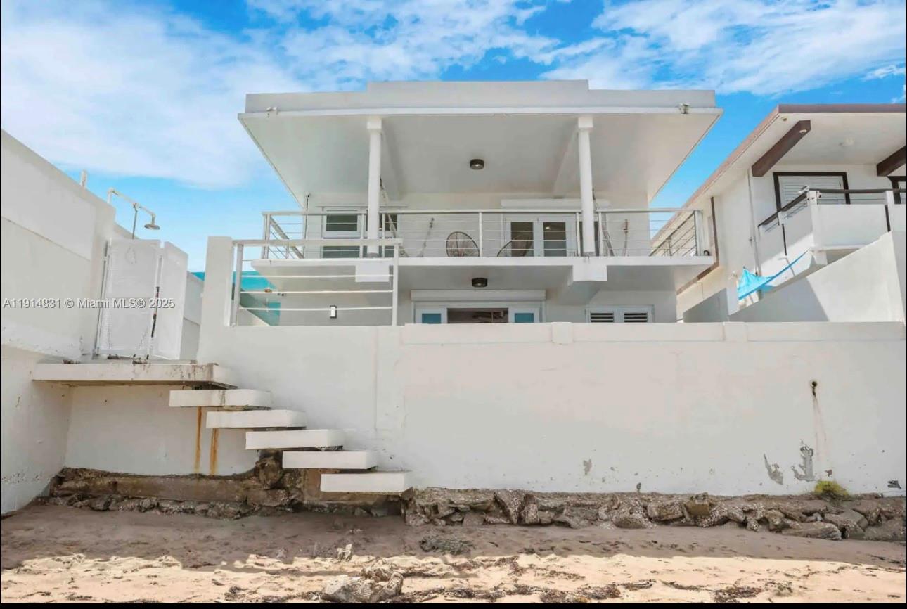 78 Jaime Brull Vega Baja, PR, 693