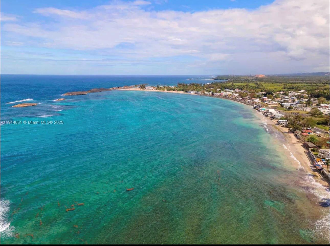 78 Jaime Brull Vega Baja, PR, 693