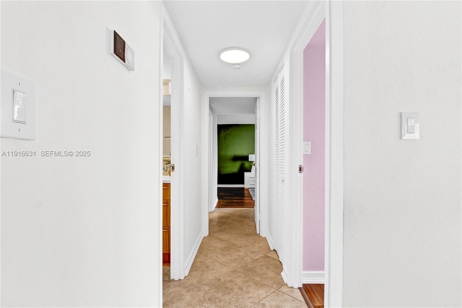 800 Parkview Dr #821 Hallandale Beach, FL 33009