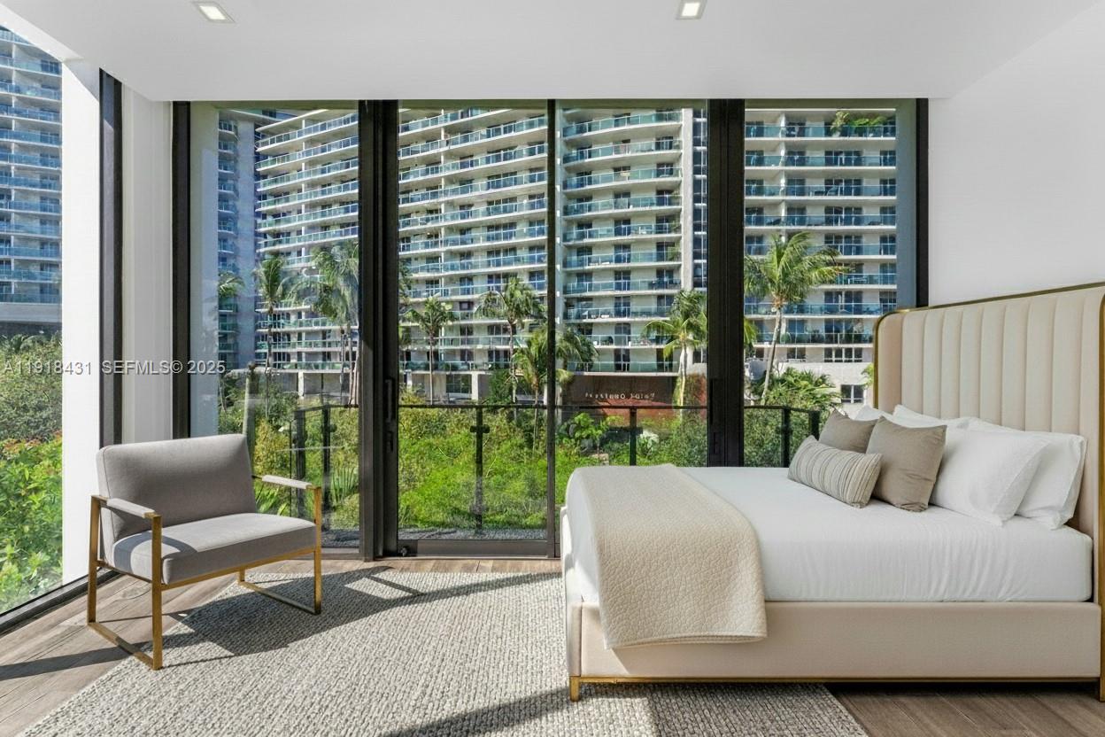 1525 Bay Rd #1525 Miami Beach, FL 33139