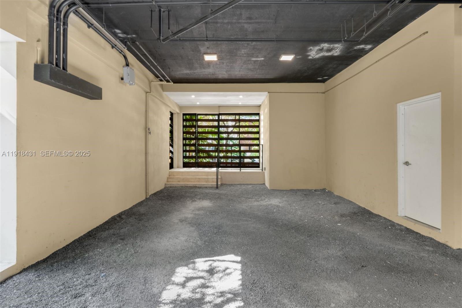 1525 Bay Rd #1525 Miami Beach, FL 33139