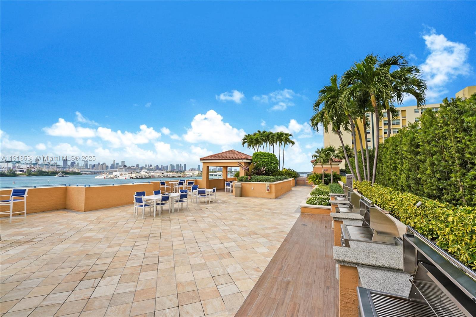 90 Alton Rd #1209 Miami Beach, FL 33139