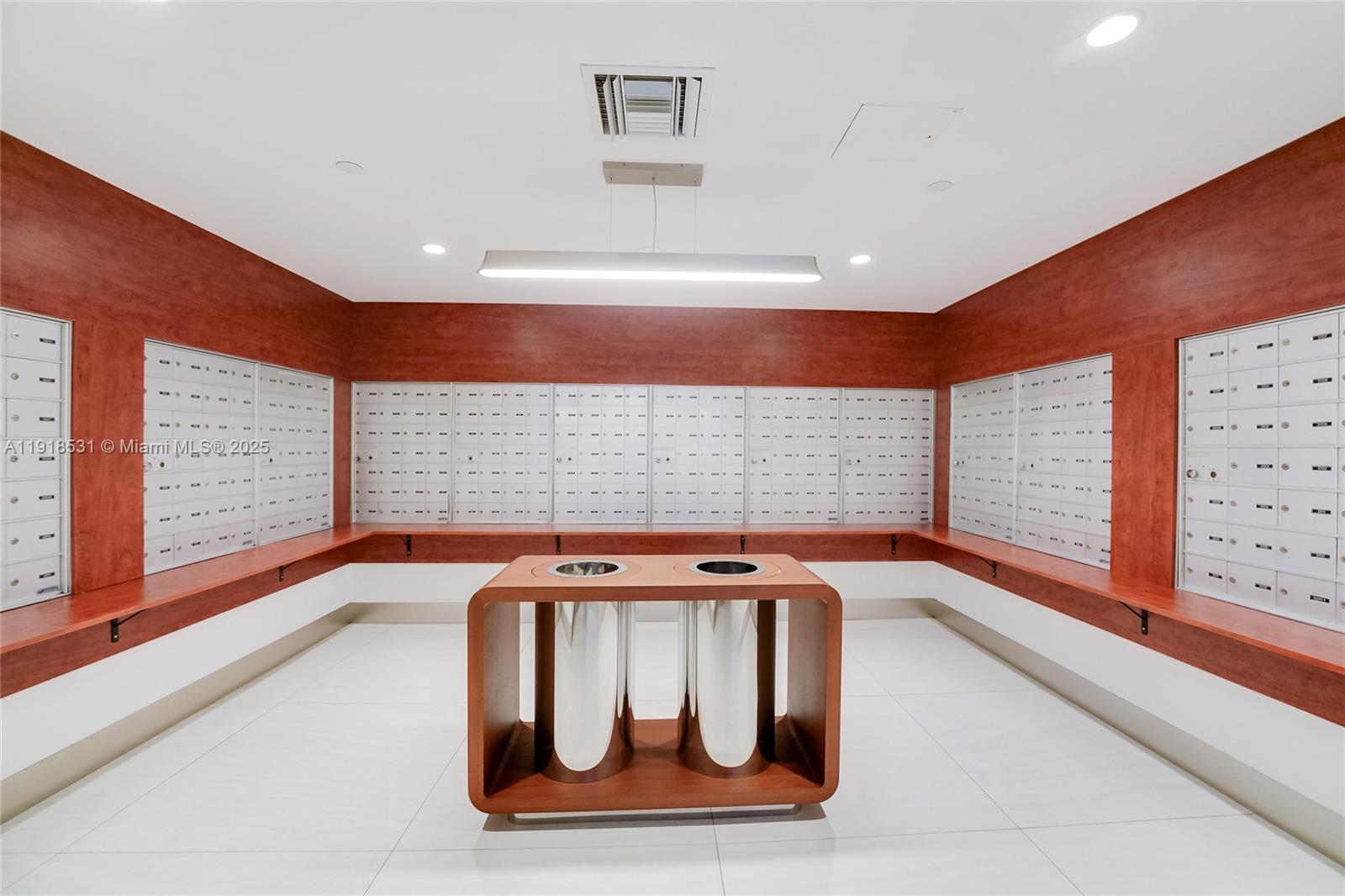 90 Alton Rd #1209 Miami Beach, FL 33139