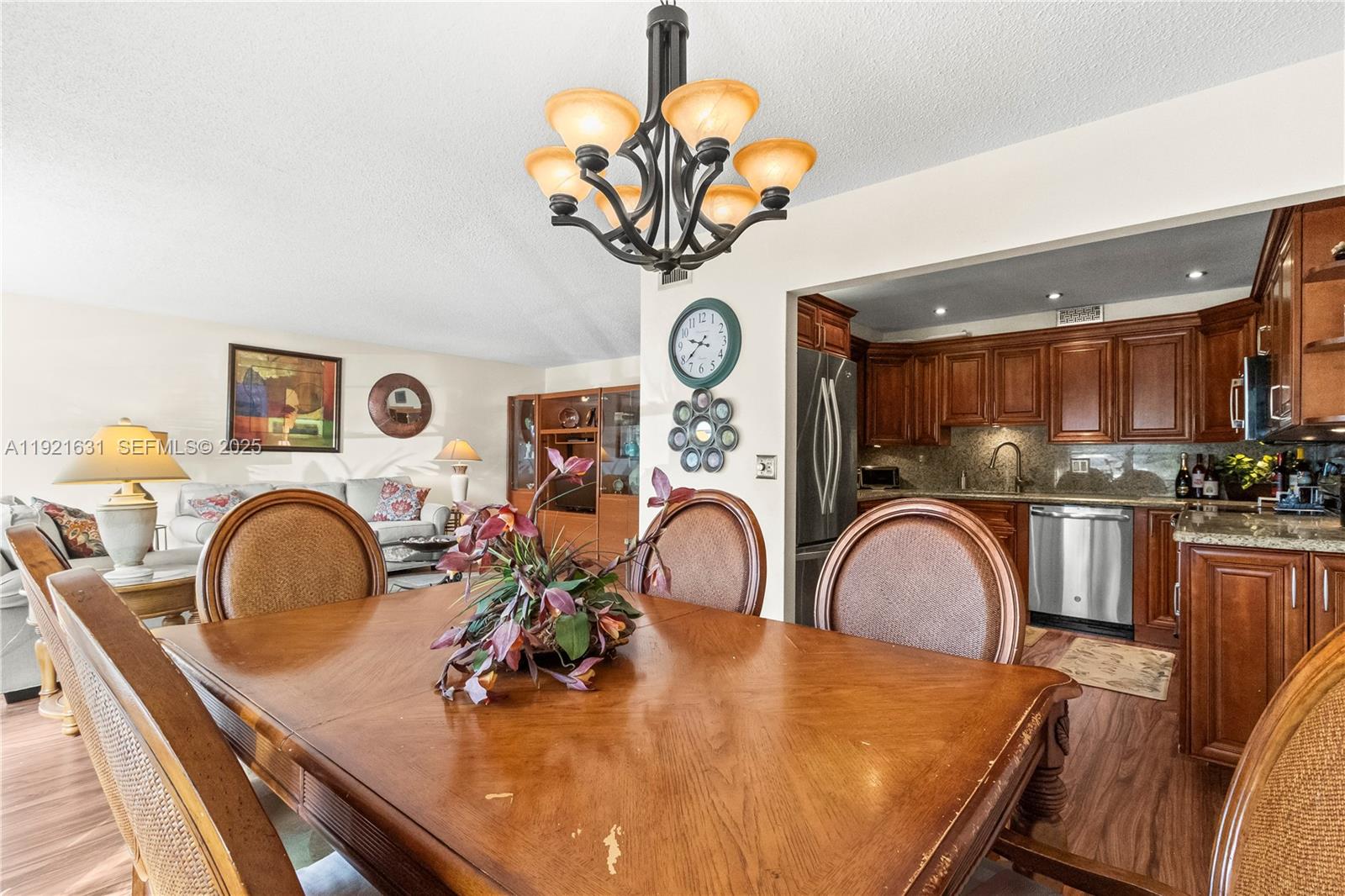 105 Wellington L West Palm Beach, FL 33417