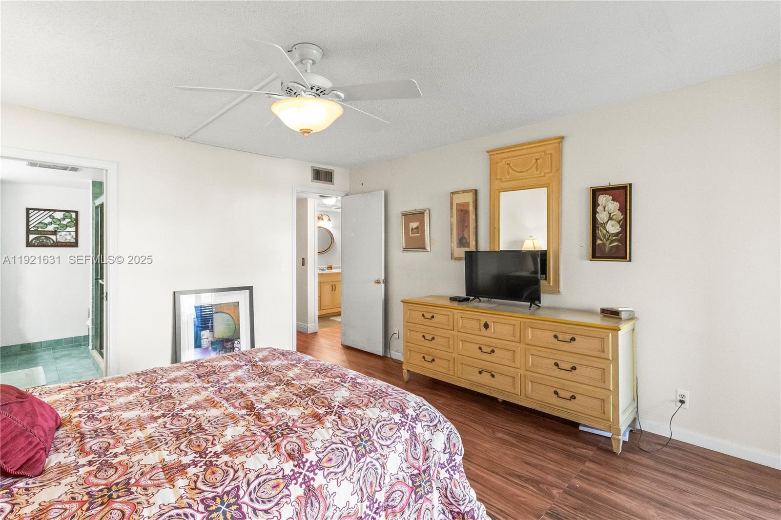 105 Wellington L West Palm Beach, FL 33417