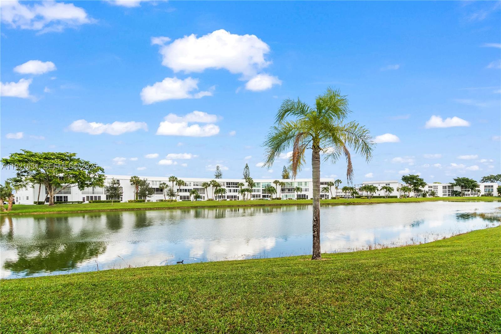 105 Wellington L West Palm Beach, FL 33417