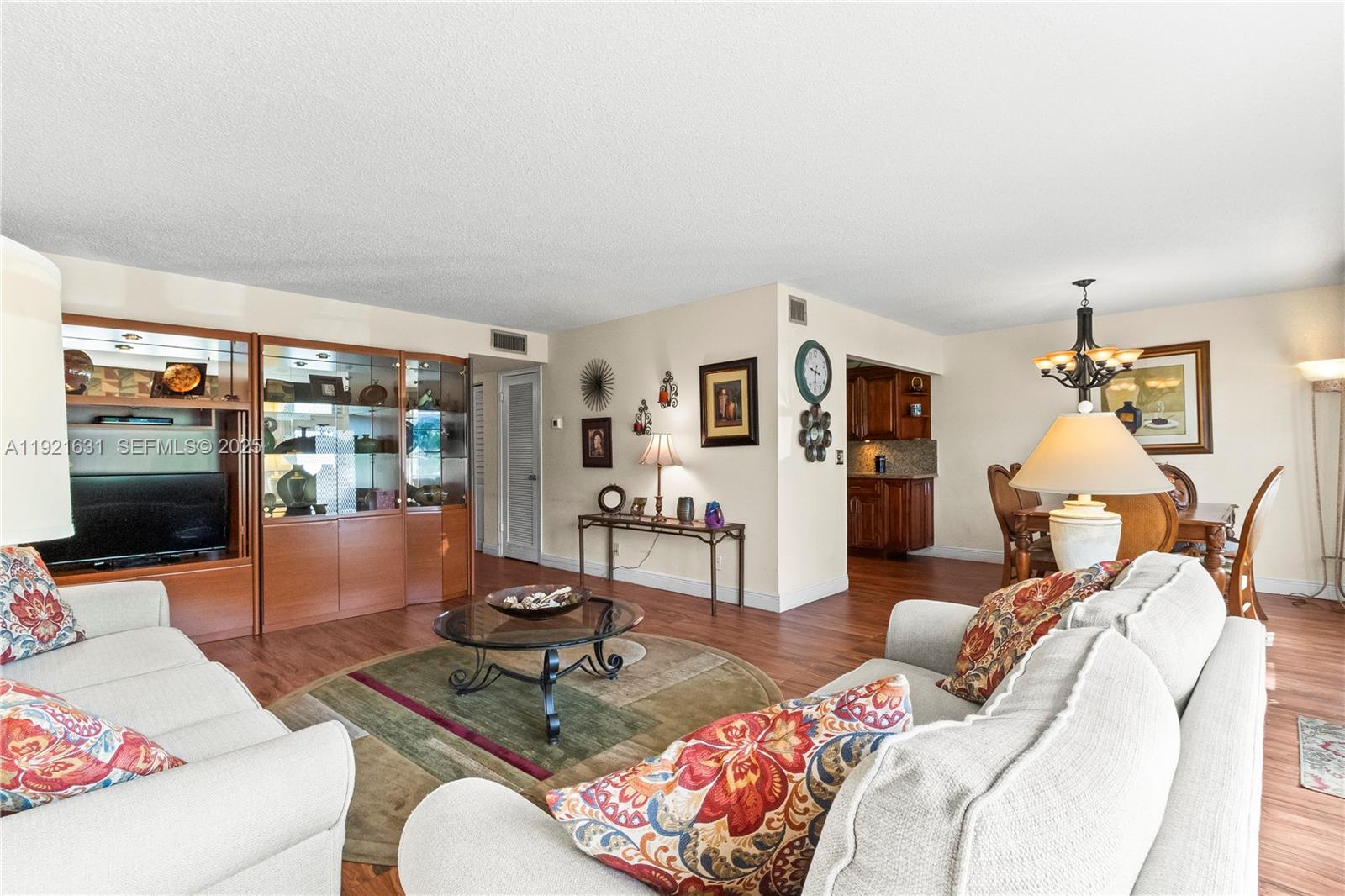 105 Wellington L West Palm Beach, FL 33417