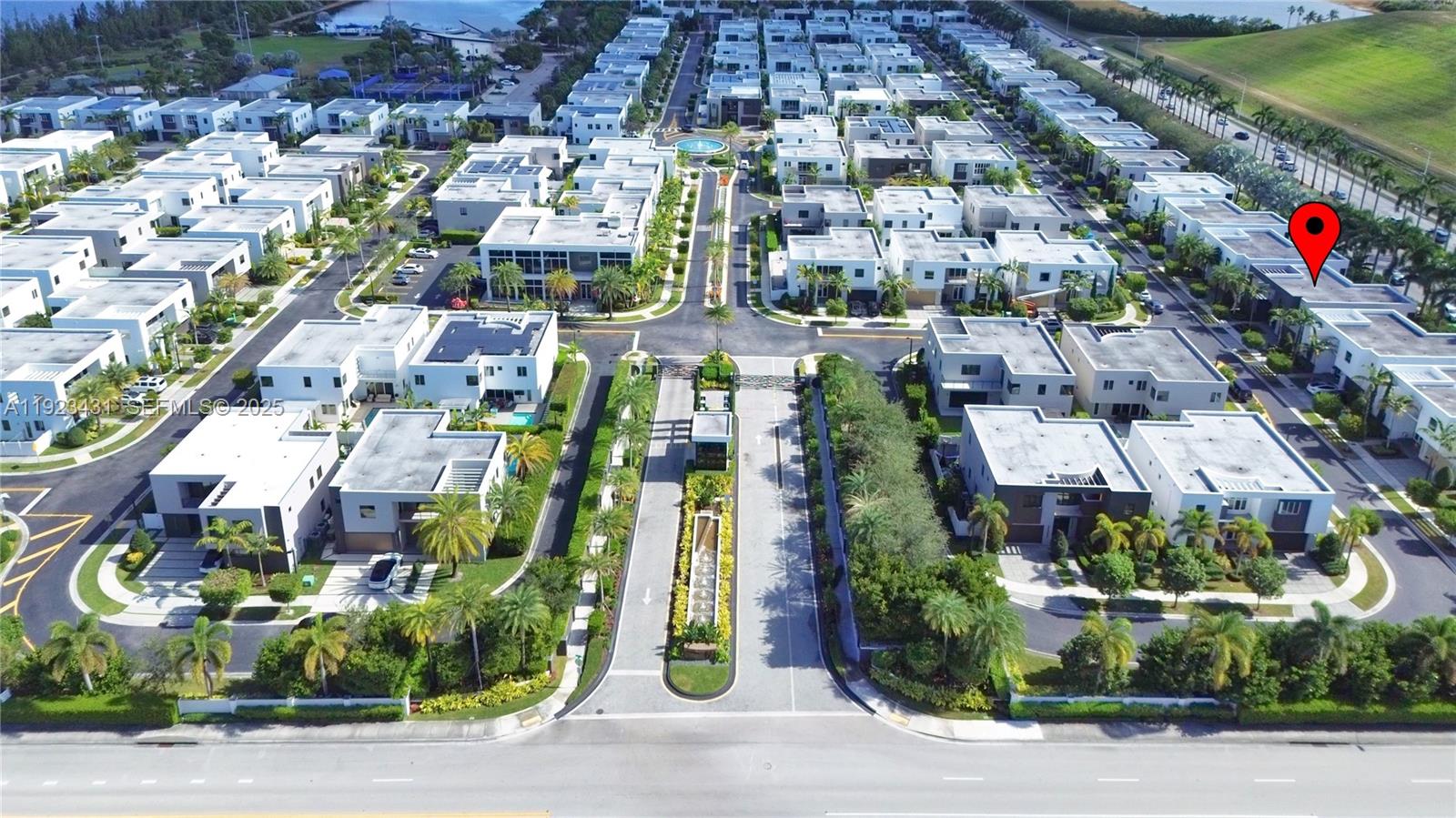 10098 NW 74th Ter Doral, FL 33178